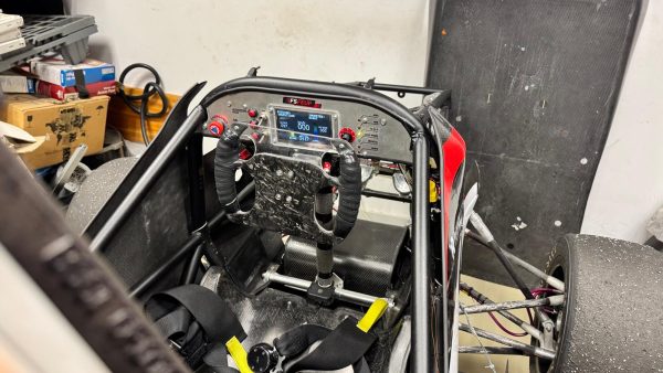 Formula_Student_FEUP_Dunbelt_09